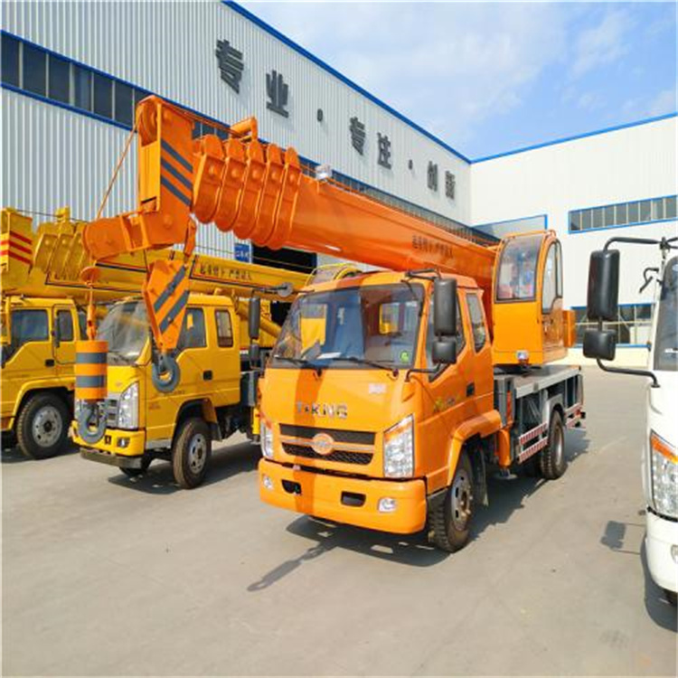 玉山吊门窗的小型吊车怎么收费